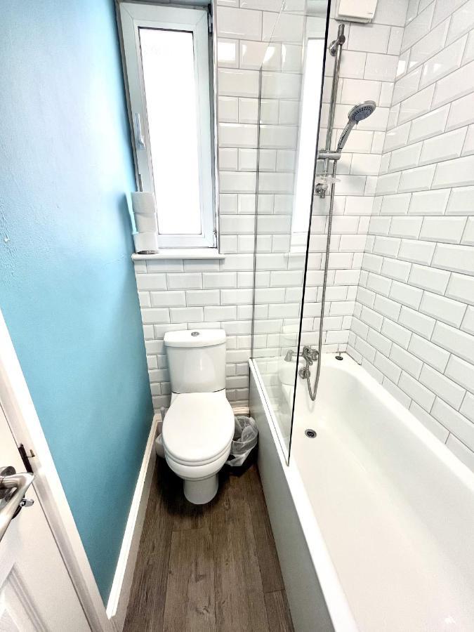 לונדון Modern 2 Bed Flat Close To Shoreditch / Free Wi-Fi מראה חיצוני תמונה